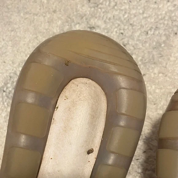 NOT FOR SALE Nike Air Max 270 Cream and Purple Women’s Sneakers - Picture 12 of 12